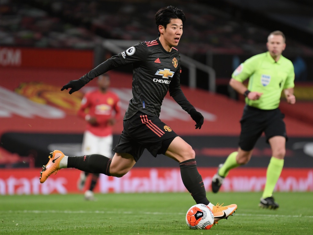 “AC米兰酝酿换帅：前切尔西教头波特或接棒皮奥利？”