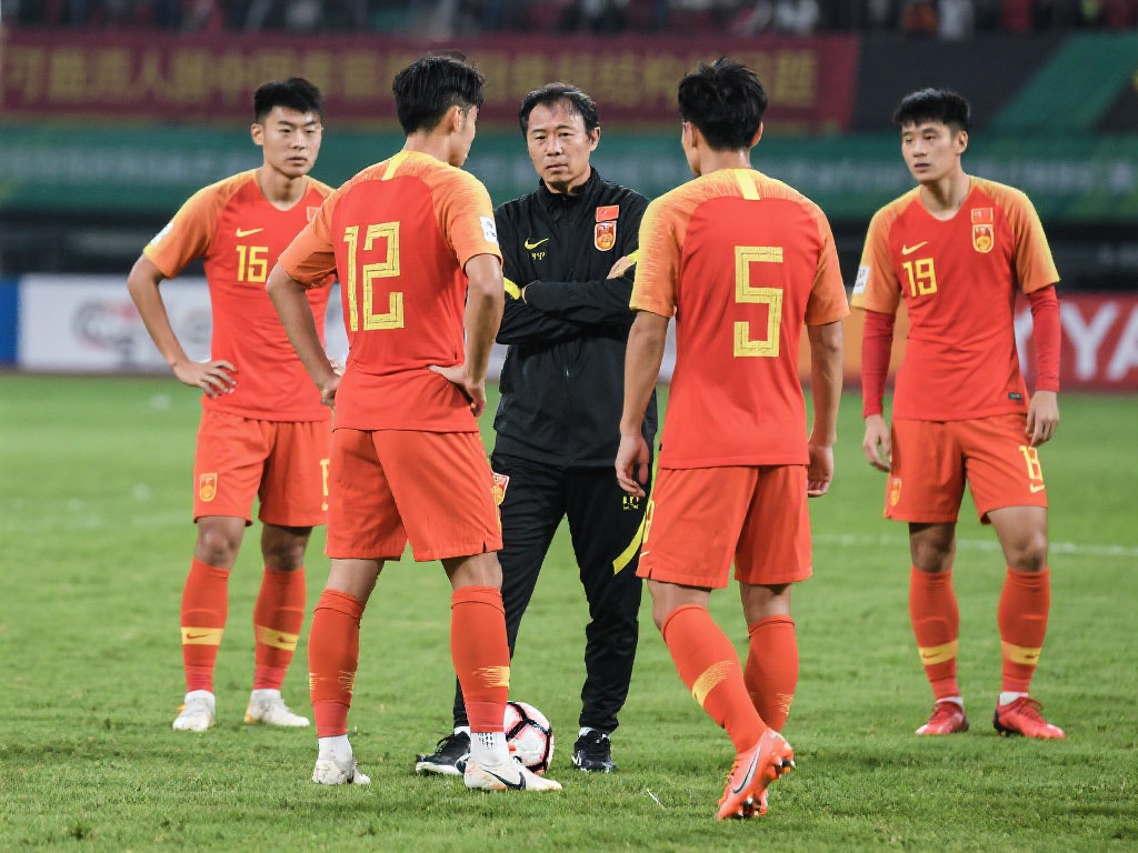 伊万-托尼4000万镑转会吉达国民，奥斯梅恩交易破裂